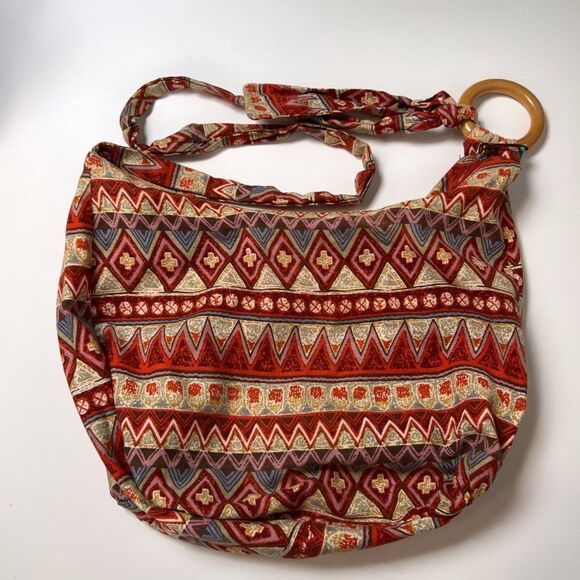 Vintage Y2K Red Beachy Aztec Hippie Bohemian Crossbody Purse Hobo Bag - Picture 3 of 6